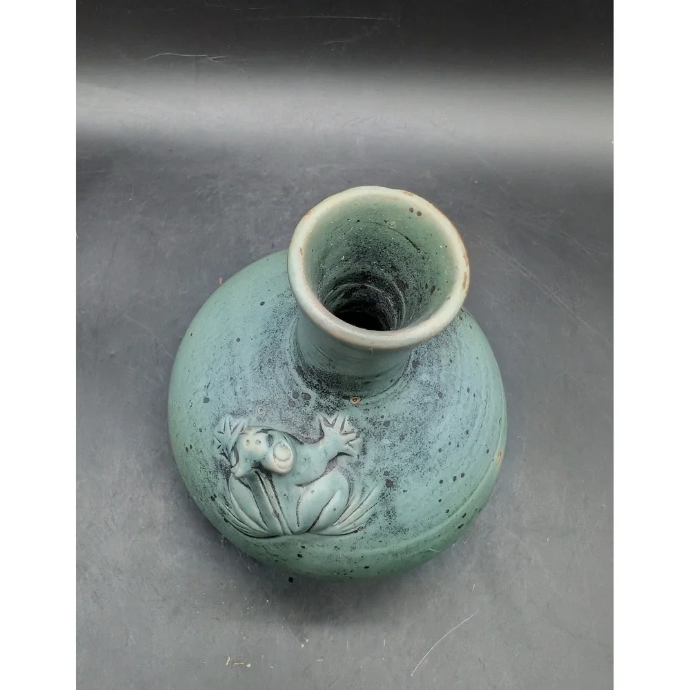 Studio Pottery Frog Bud Vase Celadon Green Speckled Glaze Artisan Stoneware 5.5